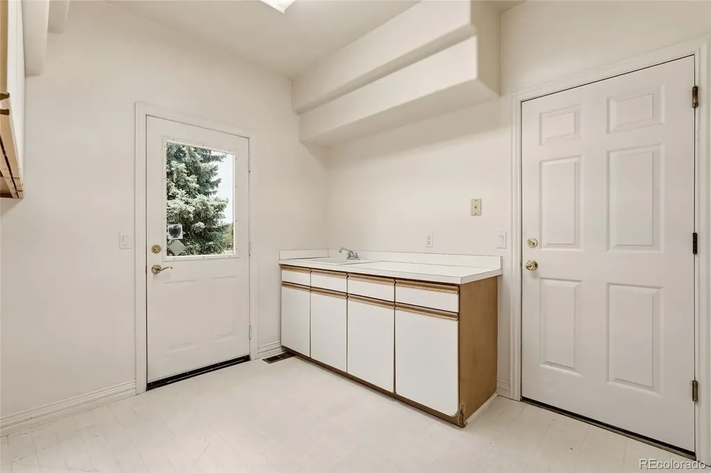 7701 S Pitkin Court Centennial CO 80016
