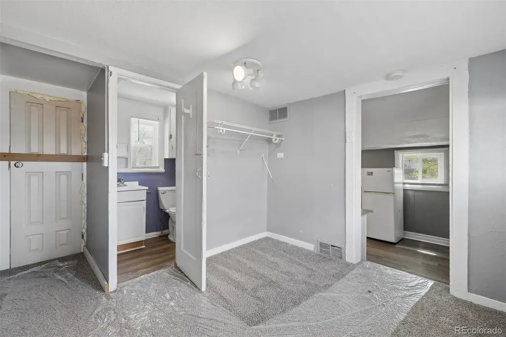1347 Elmira Street Aurora CO 80010