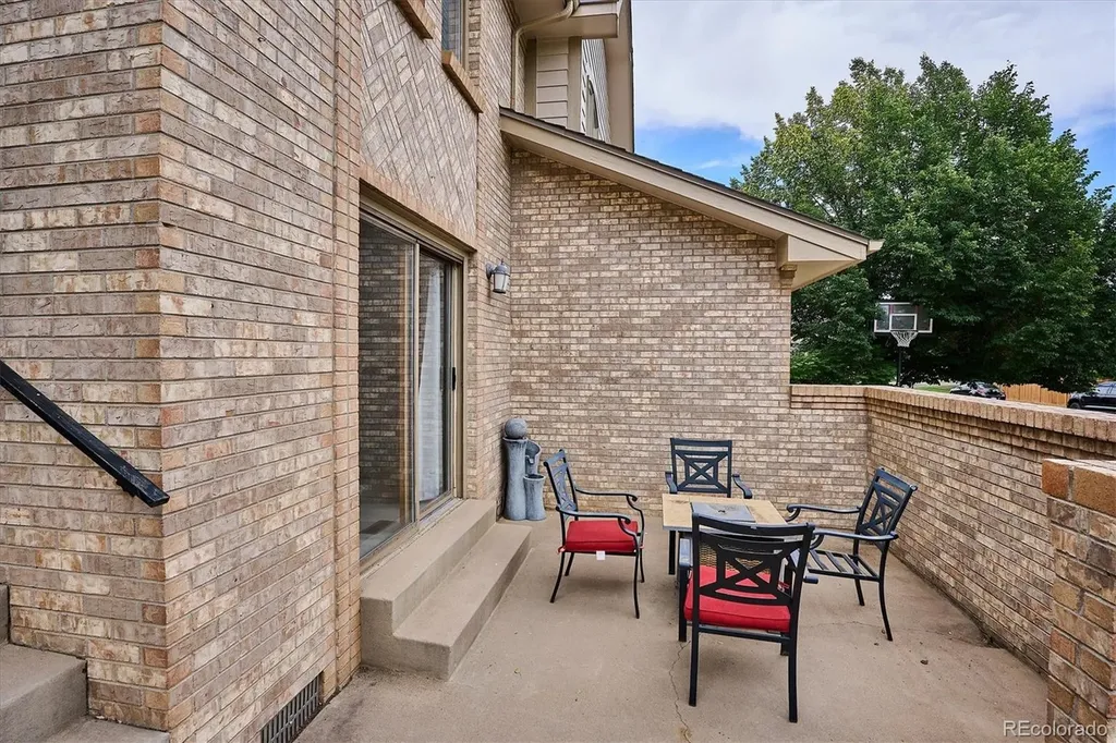 5411 S Jasper Way Aurora CO 80015