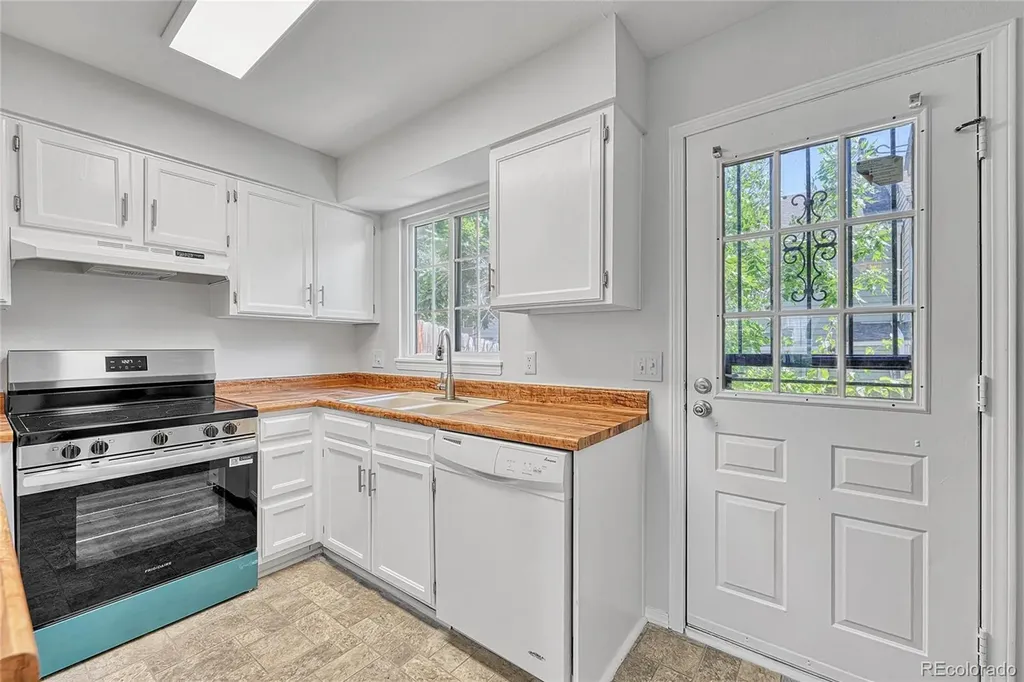 1641 S Idalia Circle Aurora CO 80017