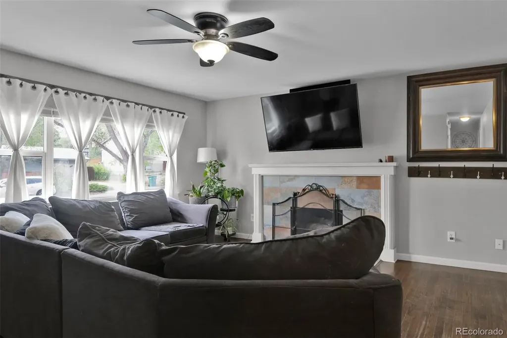 1512 Rushmore Drive Colorado Springs CO 80910