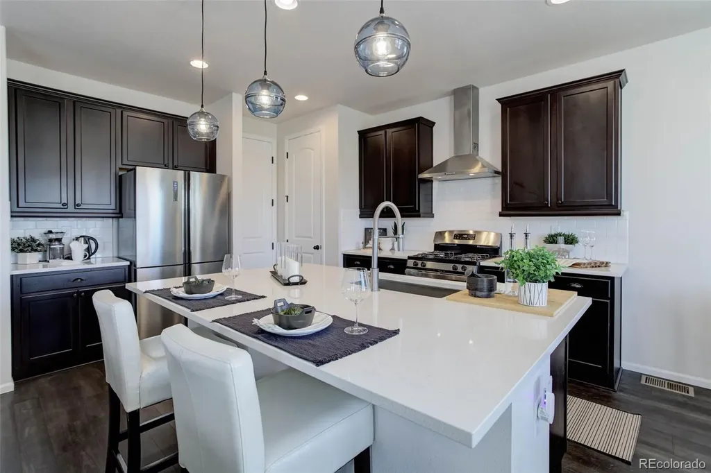 21056 E Radcliff Place Aurora CO 80015