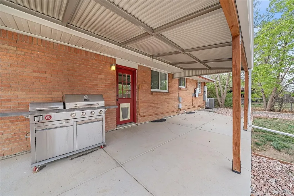 8581 Faraday Street Denver CO 80229
