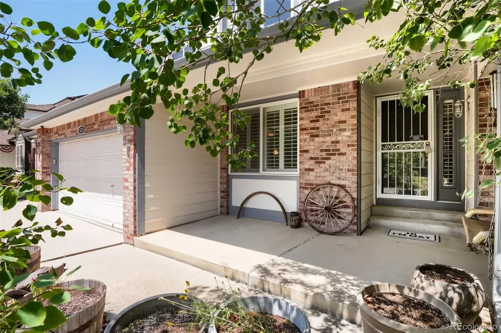 5335 S Flanders Way Centennial CO 80015