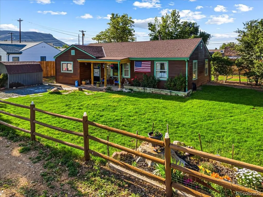 15335 Arapahoe Drive Golden CO 80403