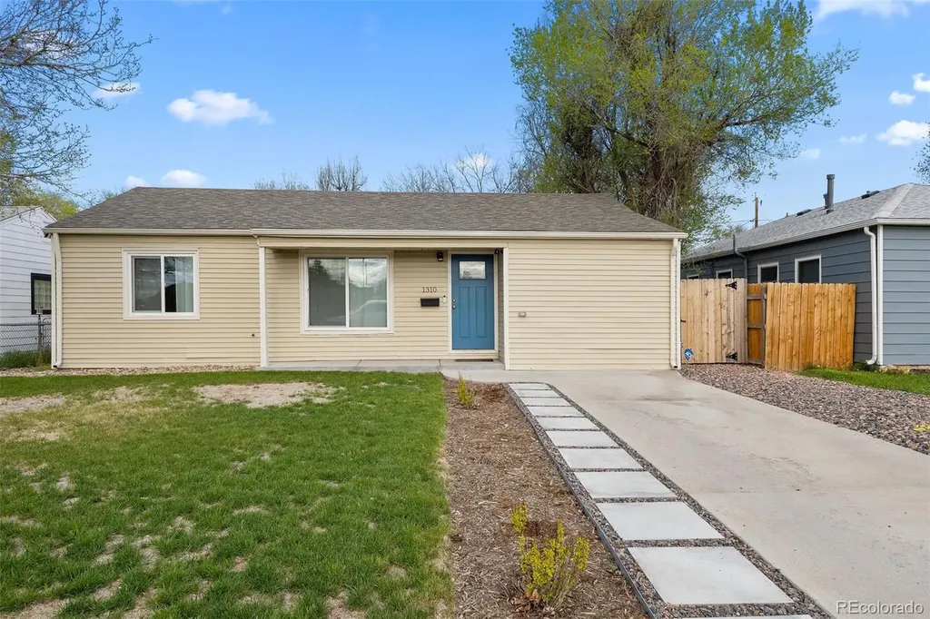 1310 Alton Street Aurora CO 80010