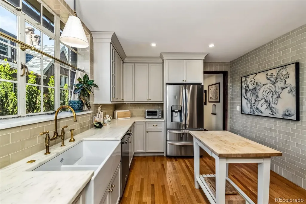 3215 E 7th Avenue Parkway Denver CO 80206