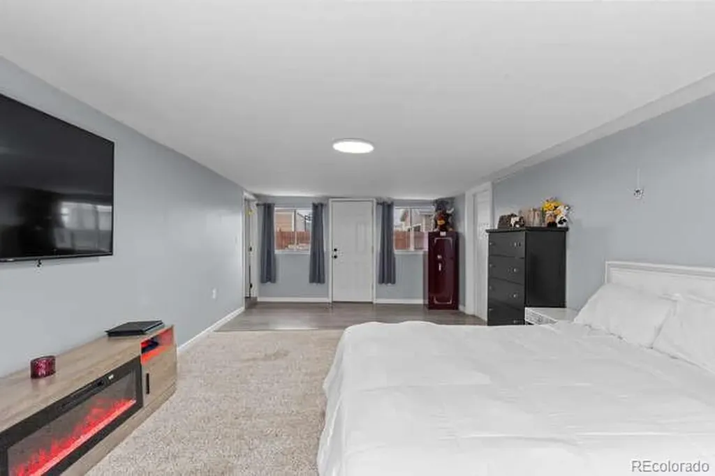 5360 Monaco Street Commerce City CO 80022