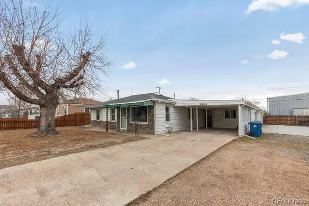 5360 Monaco Street Commerce City CO 80022