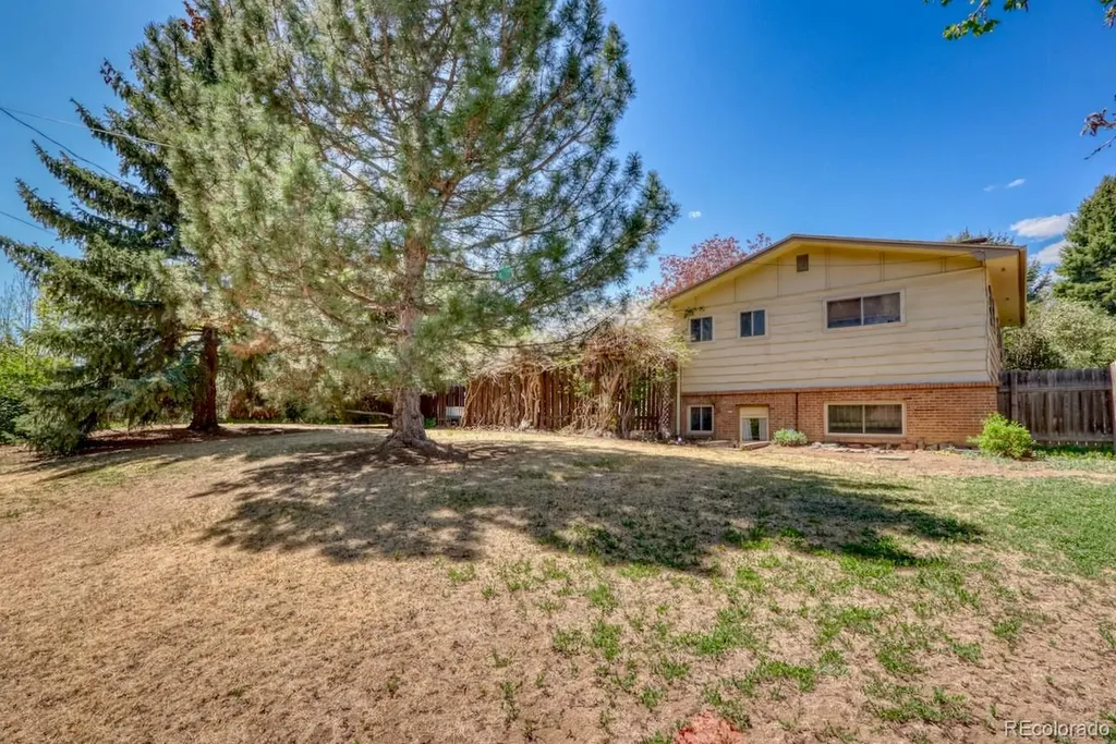 2114 Agate Court Loveland CO 80538