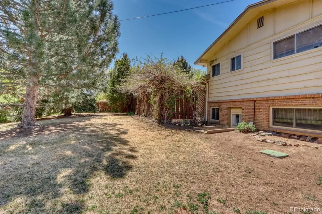 2114 Agate Court Loveland CO 80538