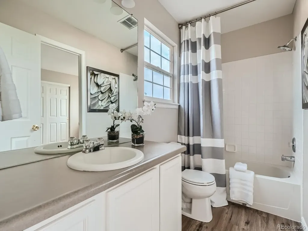 3983 S Quemoy Way Aurora CO 80018