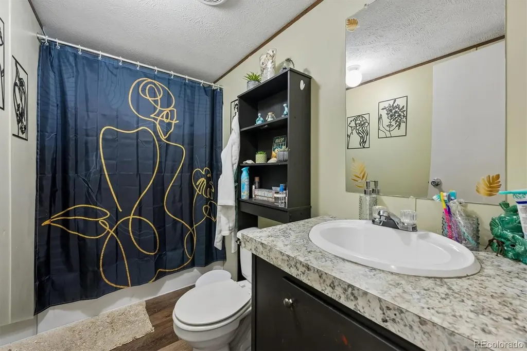 5971 E 69th Avenue Commerce City CO 80022