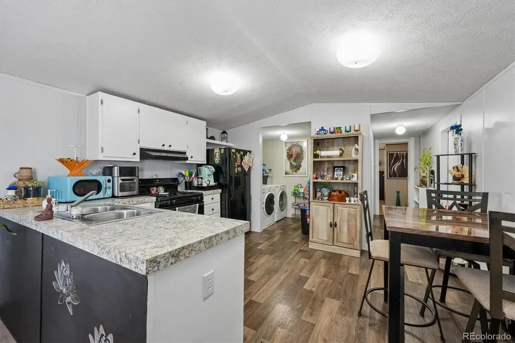 5971 E 69th Avenue Commerce City CO 80022