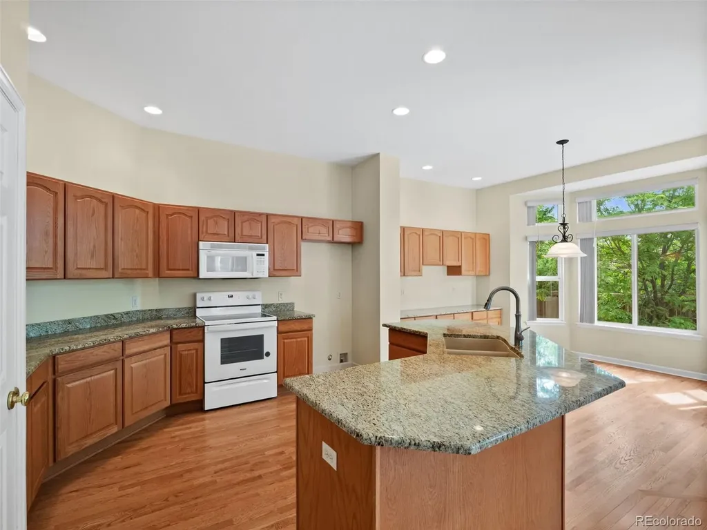 2392 S Oswego Street Aurora CO 80014