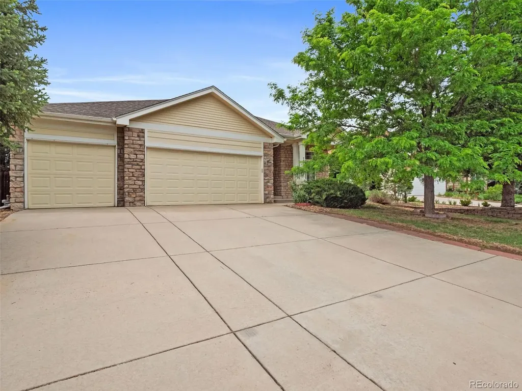 2392 S Oswego Street Aurora CO 80014