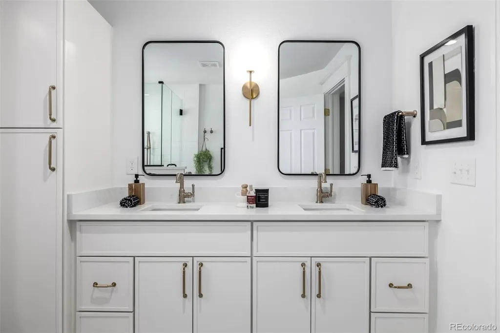 3065 N Gilpin Street Denver CO 80205