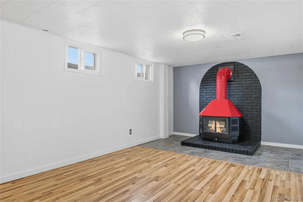 580 W 79th Place Denver CO 80221