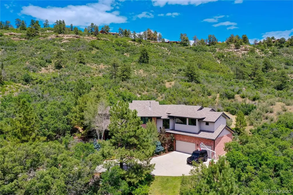 10 Castle Pines Drive Castle Rock CO 80108