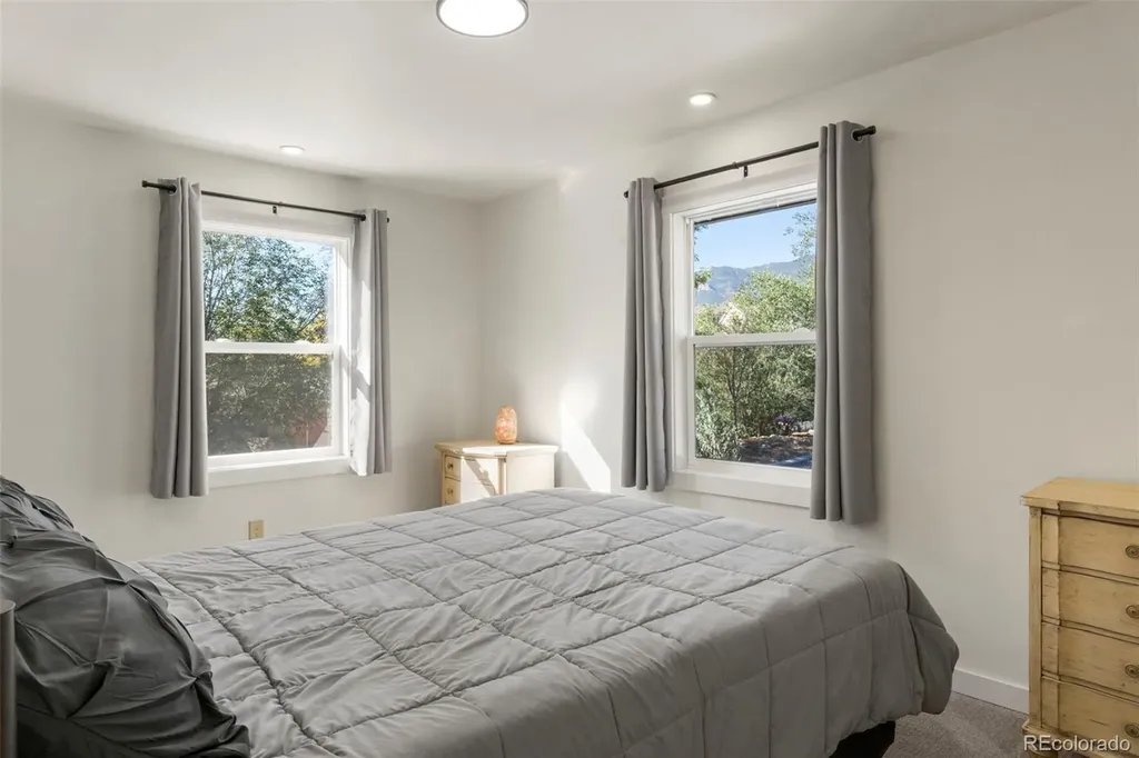 2150 Glenn Street Colorado Springs CO 80904