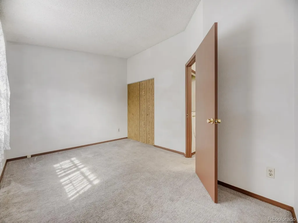 6944 W Mississippi Avenue Lakewood CO 80226