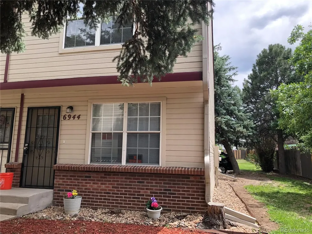 6944 W Mississippi Avenue Lakewood CO 80226