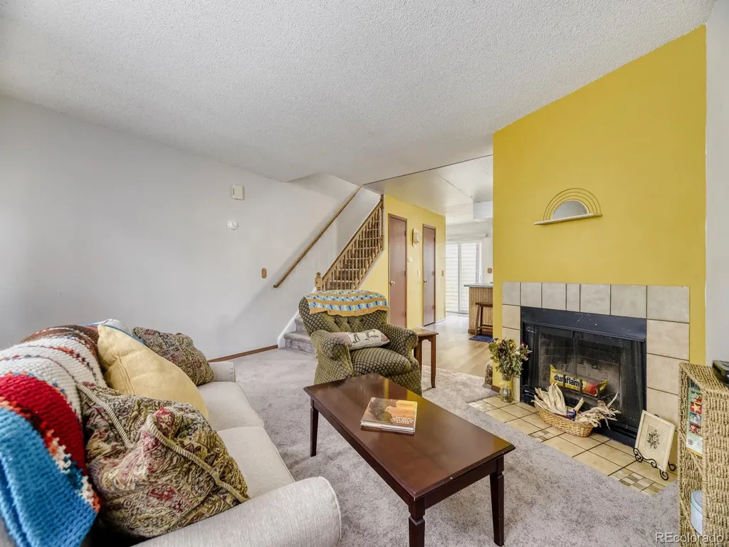 6944 W Mississippi Avenue Lakewood CO 80226