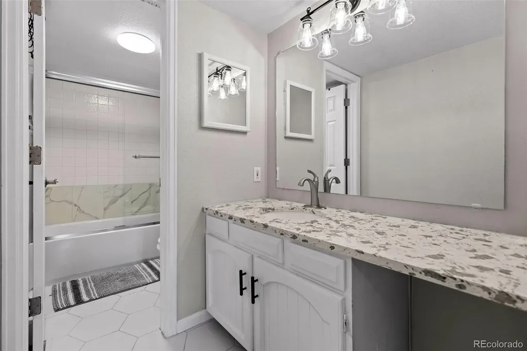6570 E Mississippi Avenue Denver CO 80224