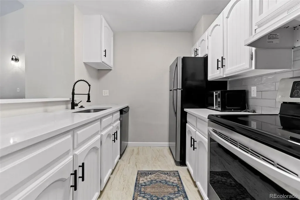 6570 E Mississippi Avenue Denver CO 80224