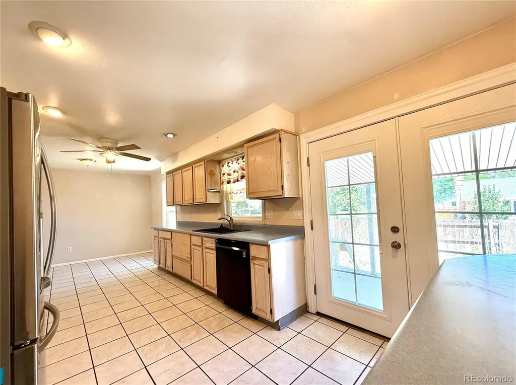 2542 S Dawson Way Aurora CO 80014