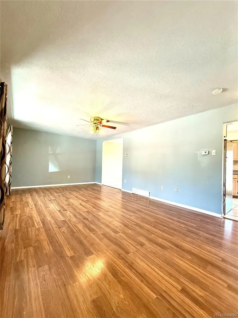 2542 S Dawson Way Aurora CO 80014