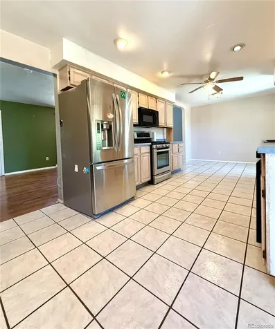 2542 S Dawson Way Aurora CO 80014