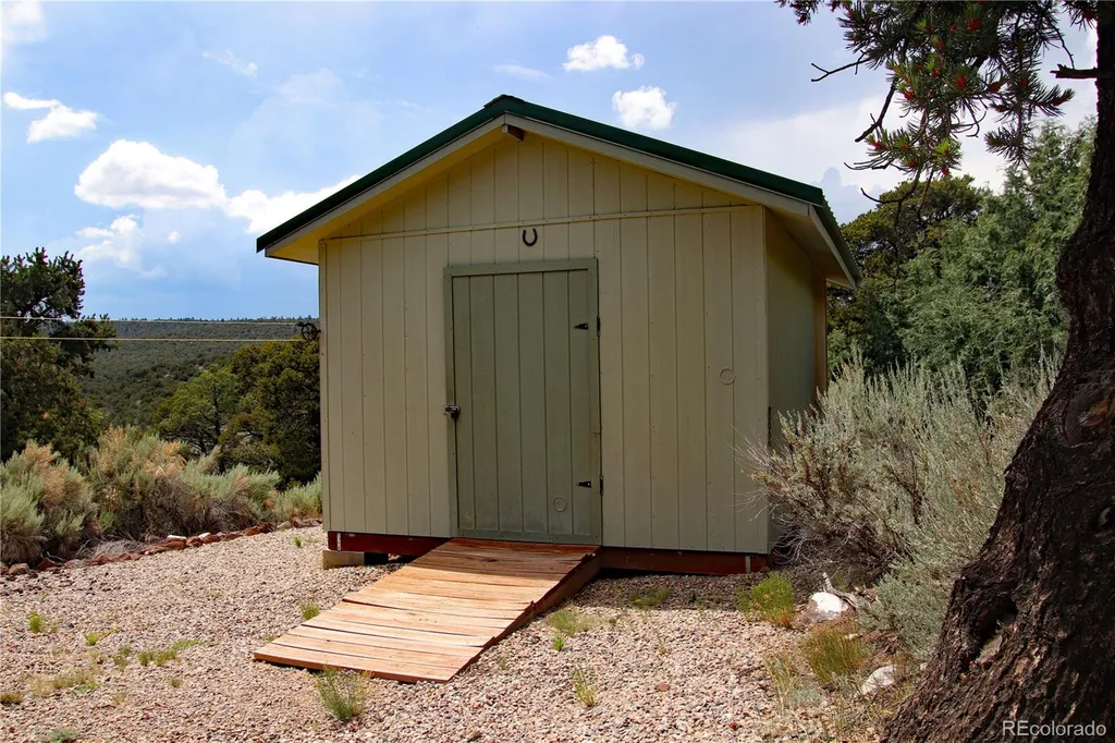 2252 White Tail Rd #2 Circle San Luis CO 81152