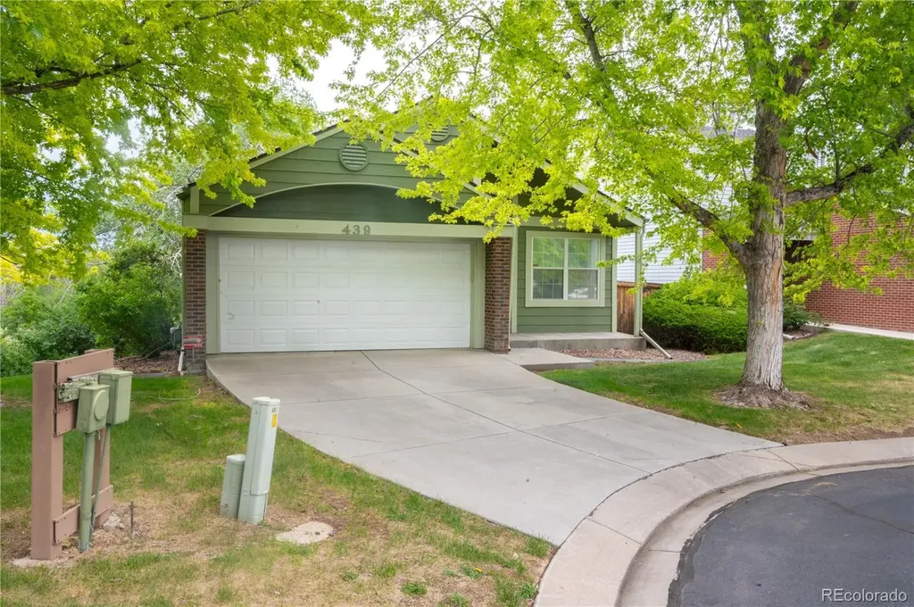 439 W Jamison Circle Littleton CO 80120