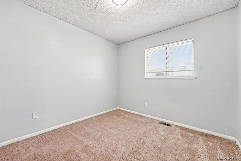 15946 E 17th Place Aurora CO 80011