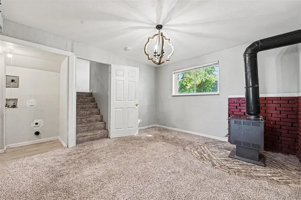 15946 E 17th Place Aurora CO 80011