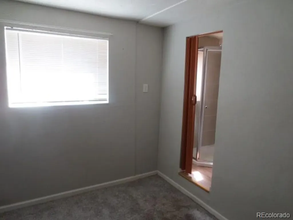 15946 E 17th Place Aurora CO 80011