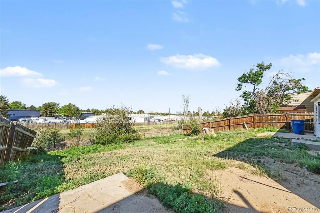 15946 E 17th Place Aurora CO 80011