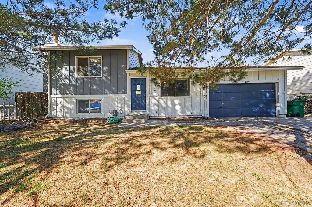 15946 E 17th Place Aurora CO 80011