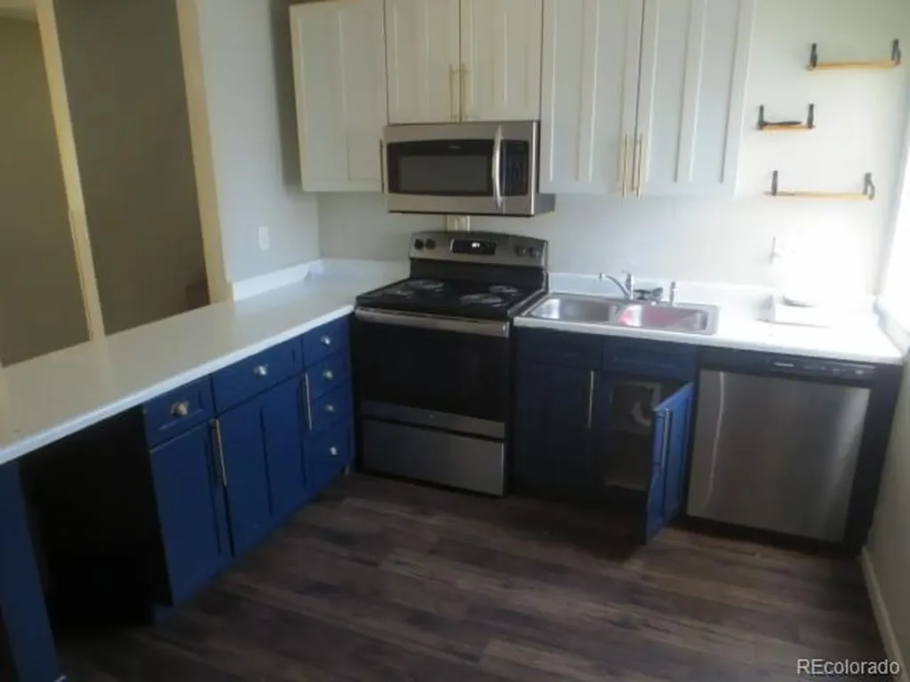 15946 E 17th Place Aurora CO 80011