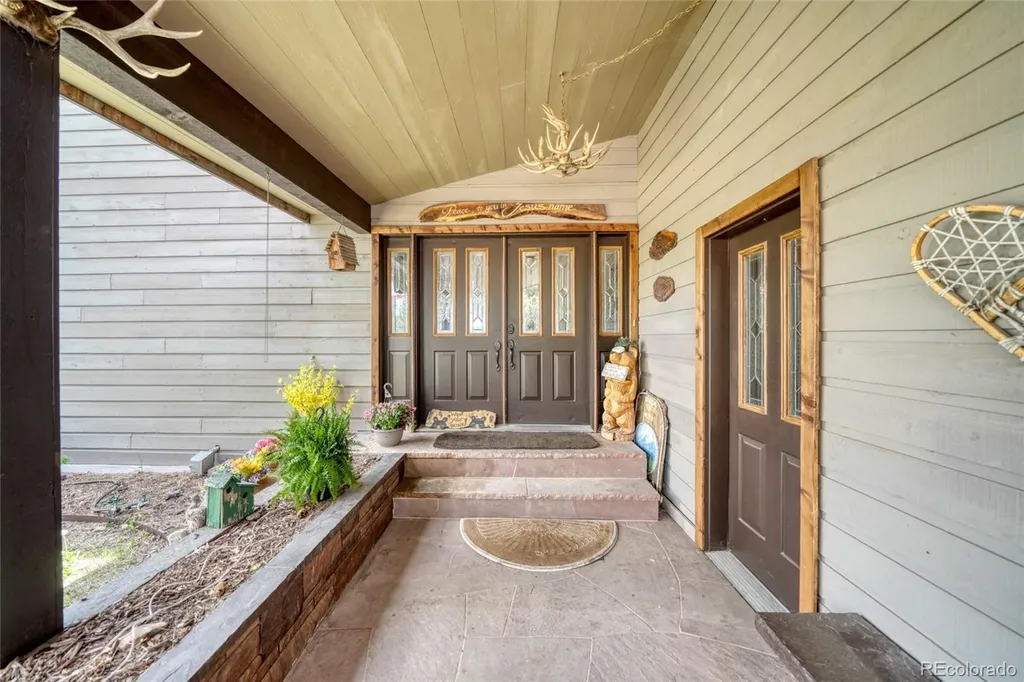 2283 Co Road 323 Westcliffe CO 81252