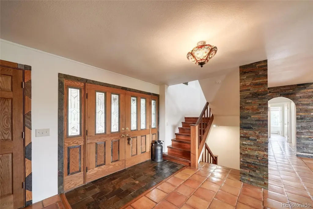 2283 Co Road 323 Westcliffe CO 81252