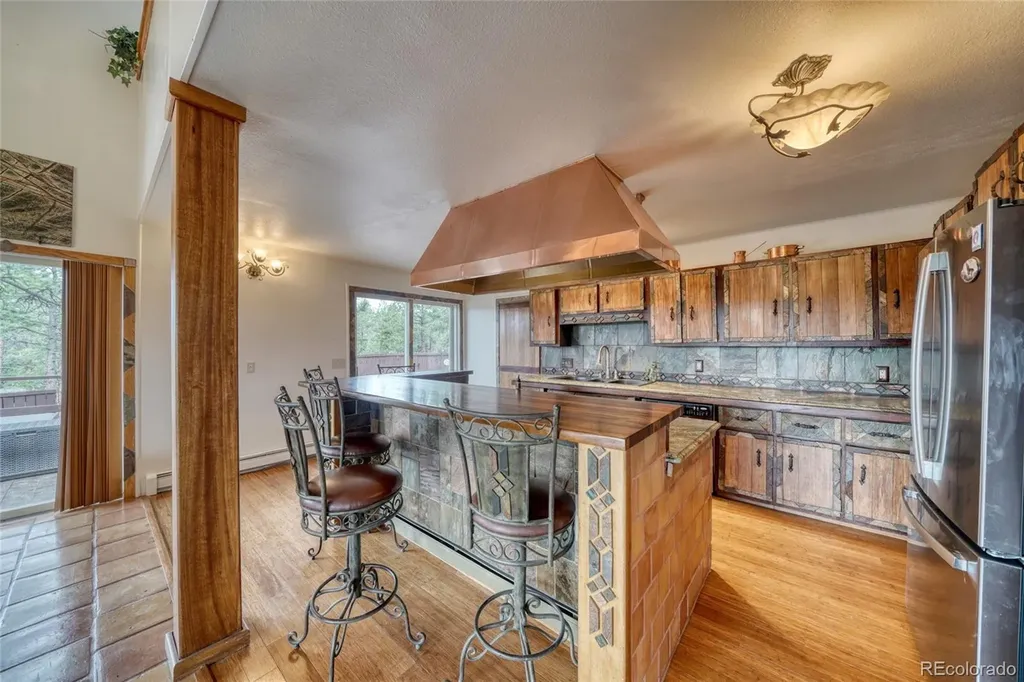 2283 Co Road 323 Westcliffe CO 81252
