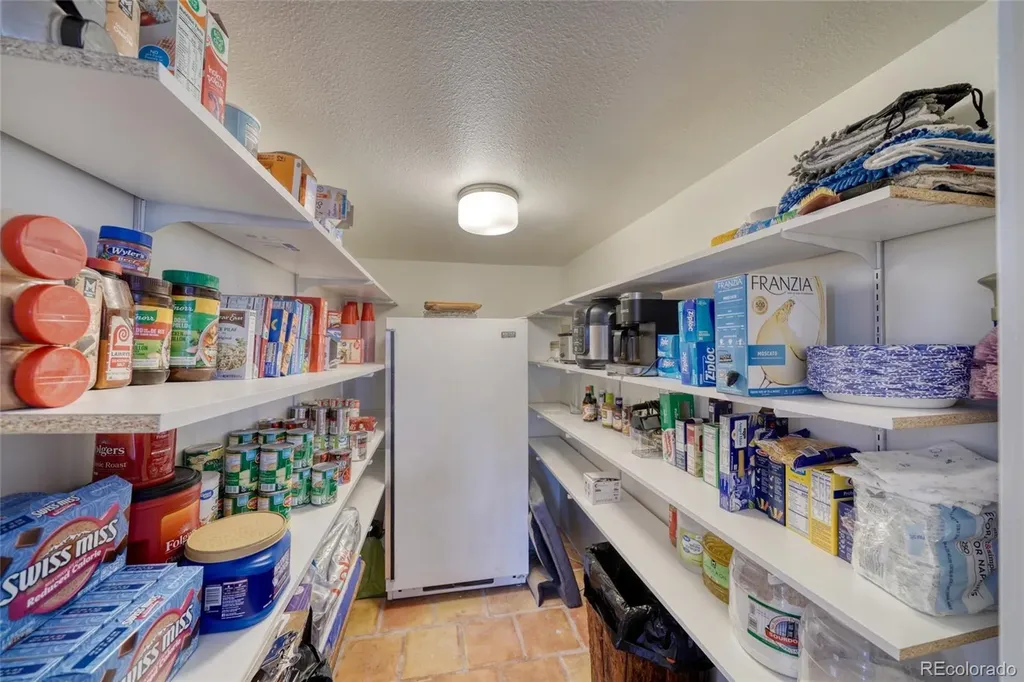 2283 Co Road 323 Westcliffe CO 81252