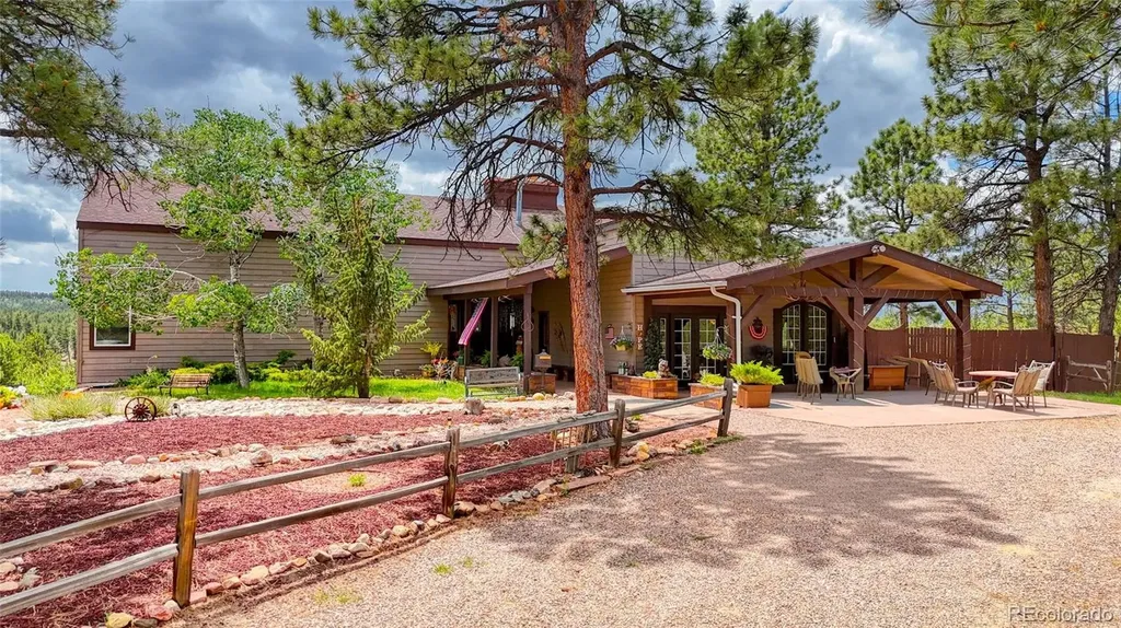 2283 Co Road 323 Westcliffe CO 81252