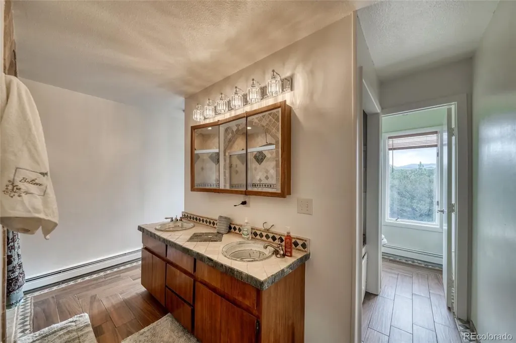 2283 Co Road 323 Westcliffe CO 81252
