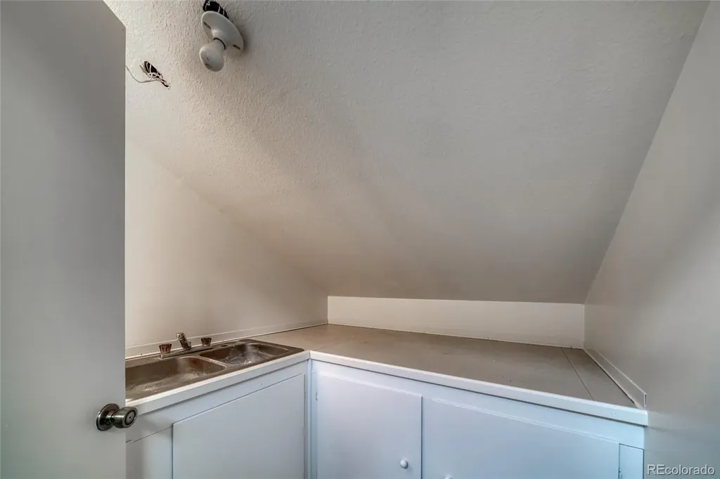 2283 Co Road 323 Westcliffe CO 81252