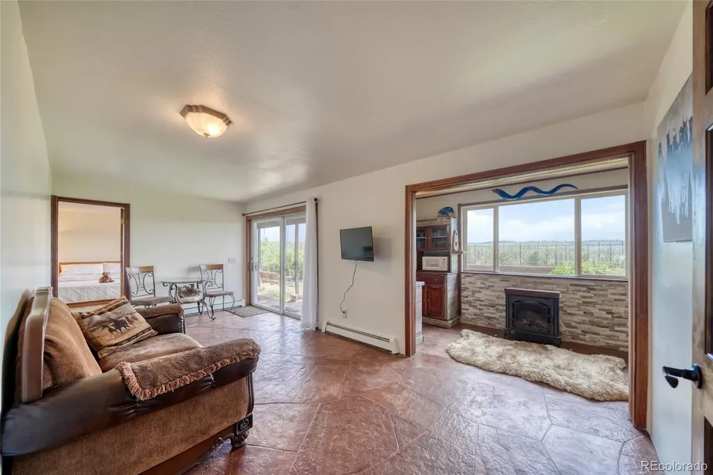 2283 Co Road 323 Westcliffe CO 81252