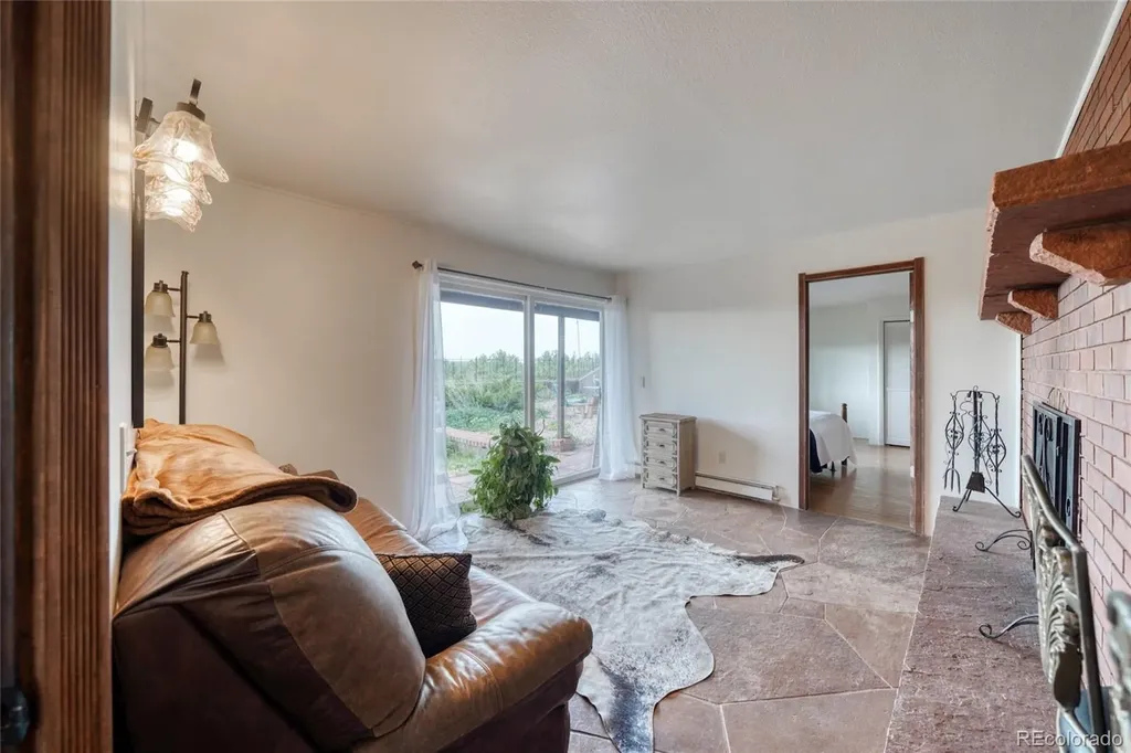 2283 Co Road 323 Westcliffe CO 81252