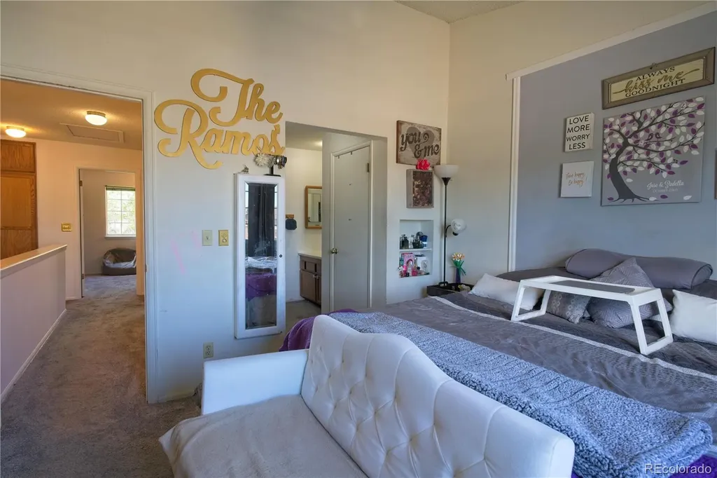 4242 S Mobile Circle Aurora CO 80013